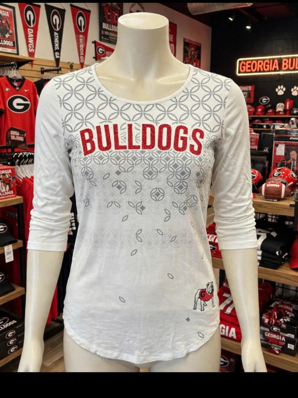 UGA University of Georgia Women’s Top Size Large 1/2 Sleeves P. Michael